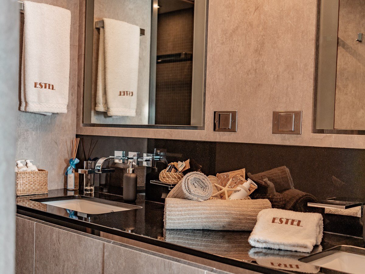 2006 ARNO LEOPARD 101' 9