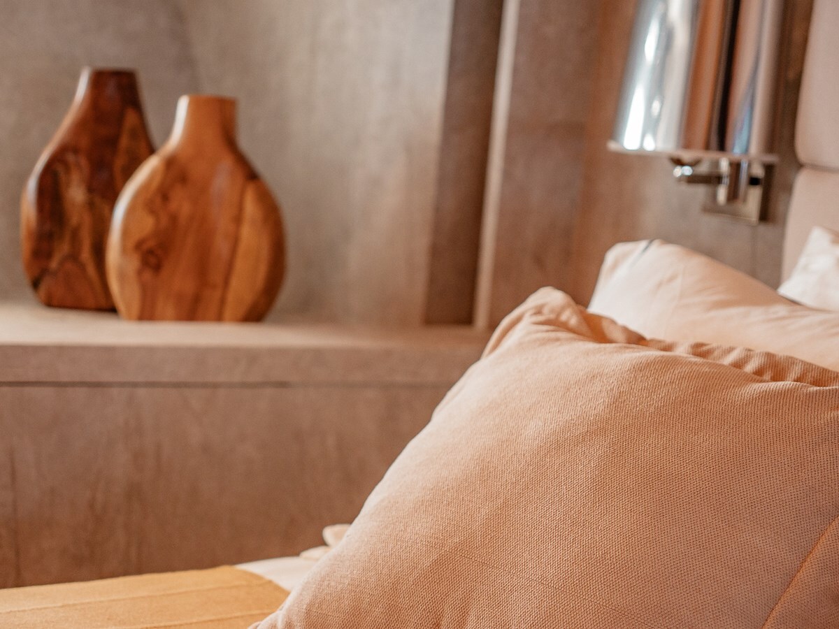 2006 ARNO LEOPARD 101' 9