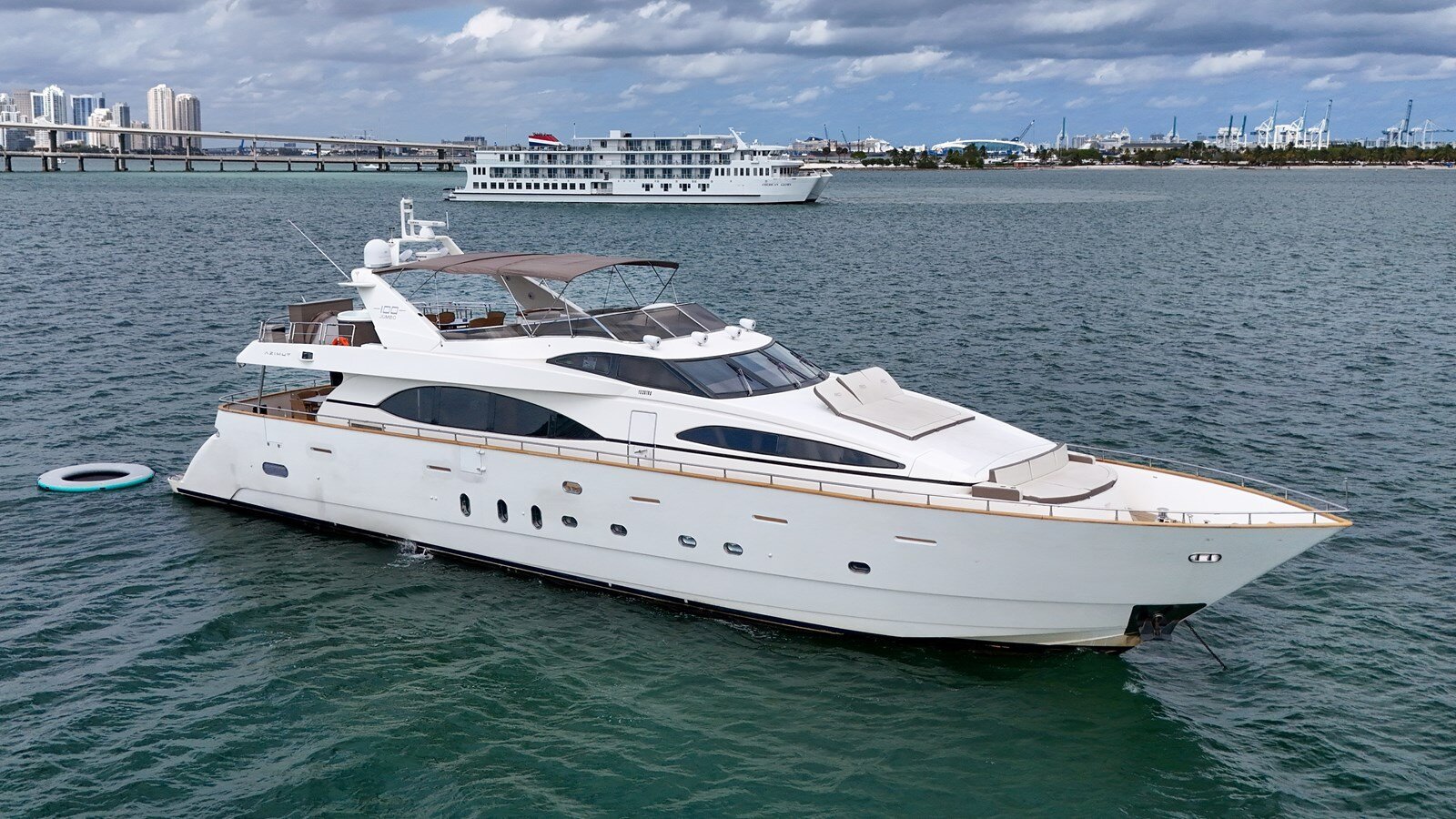 2006-azimut-yachts-100-109c53