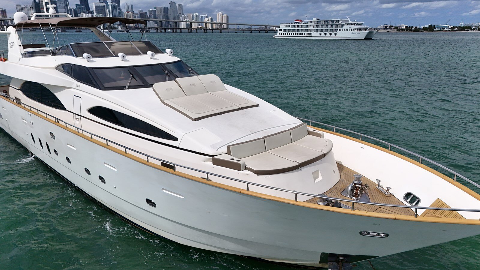 2006-azimut-yachts-100-109c53