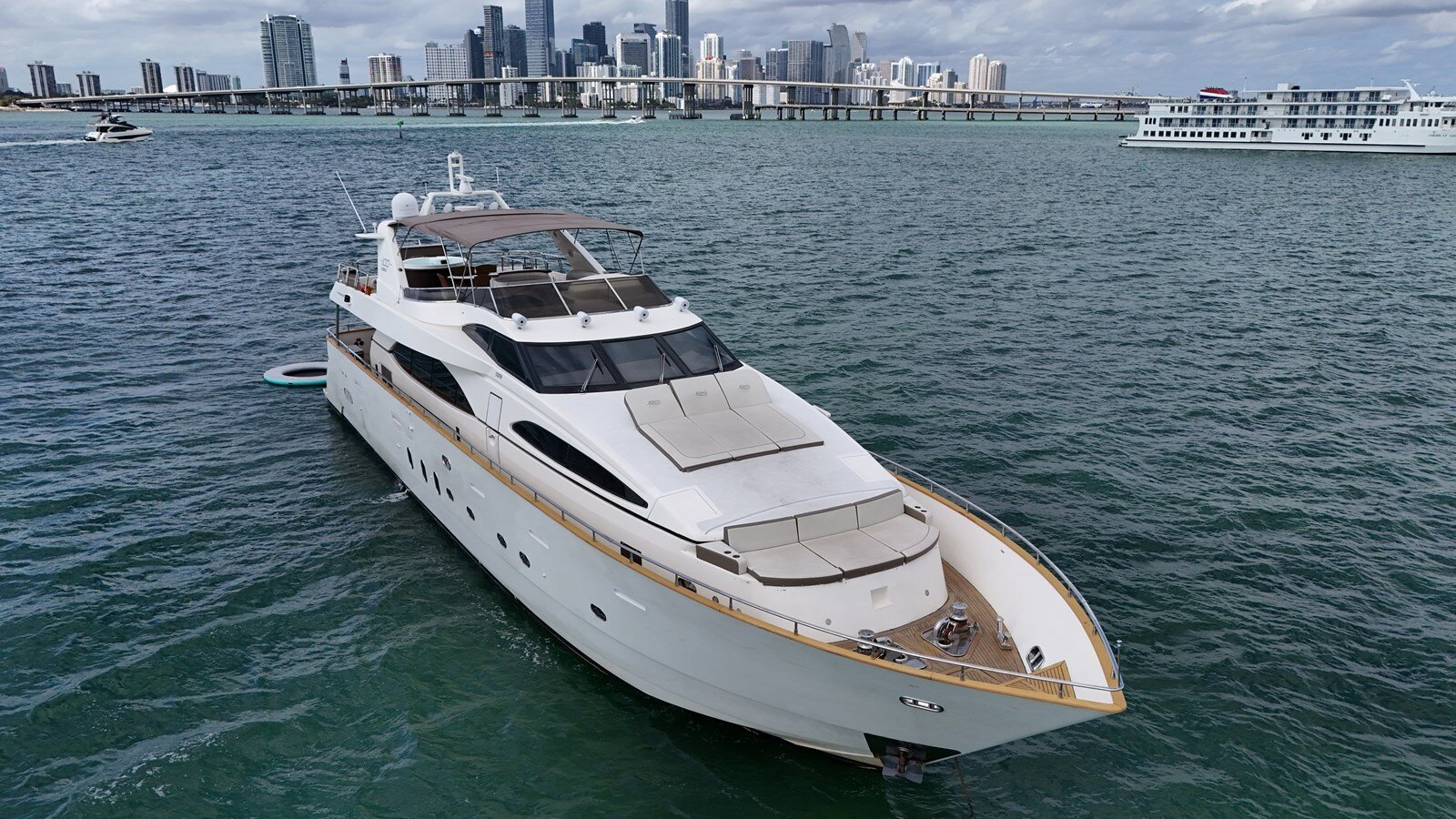 2006-azimut-yachts-100-109c53