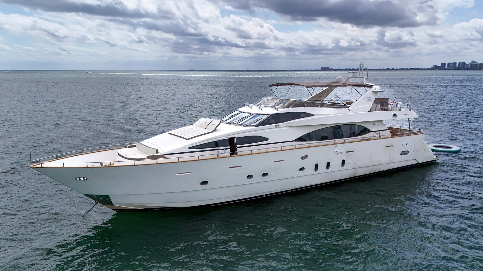 2006-azimut-yachts-100-109c53