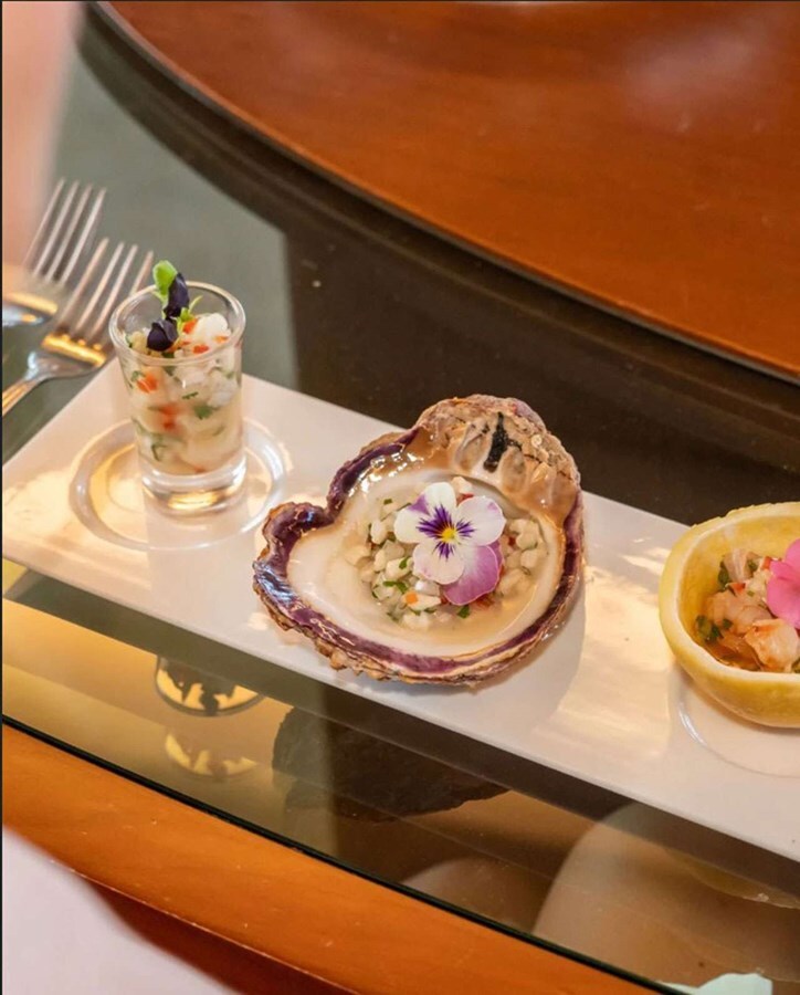 2006 AZIMUT YACHTS 103' 1