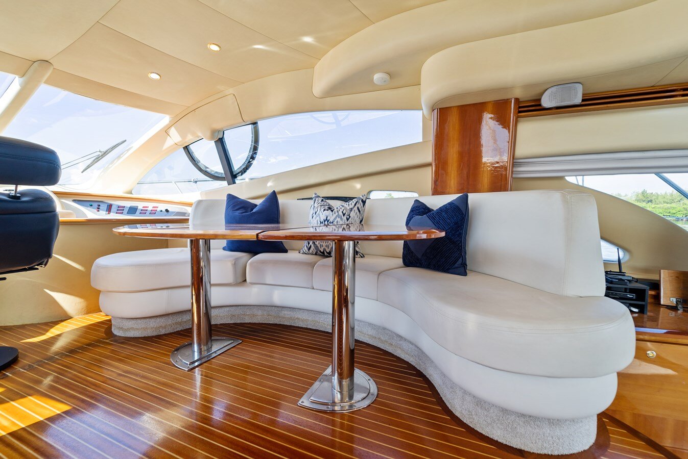 2006-azimut-yachts-57-5-2233a6