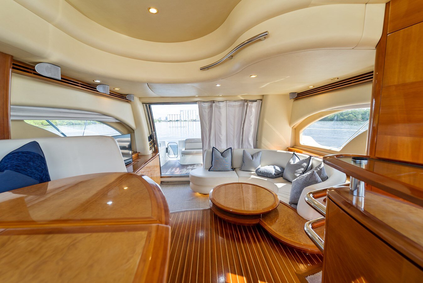 2006-azimut-yachts-57-5-2233a6