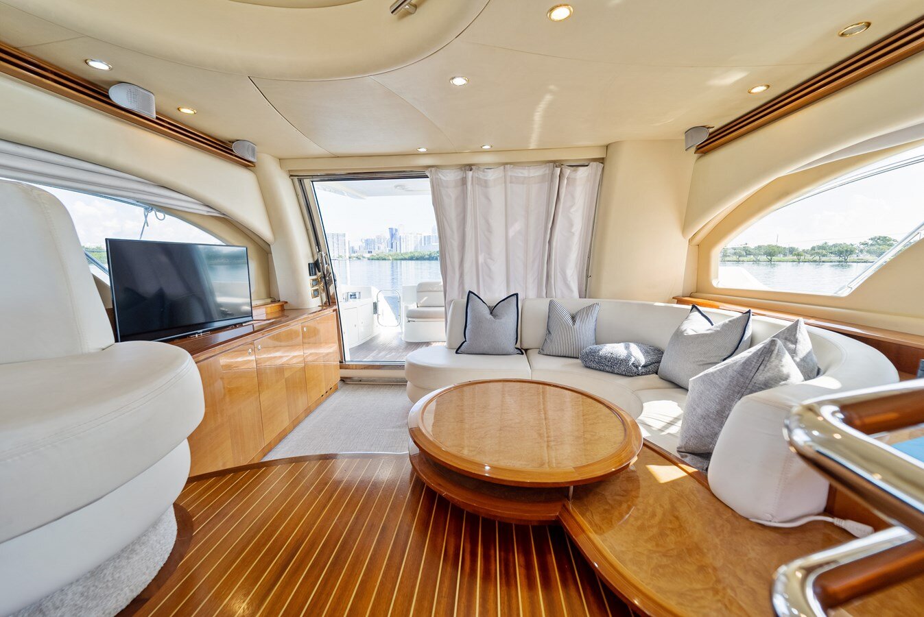 2006-azimut-yachts-57-5-2233a6