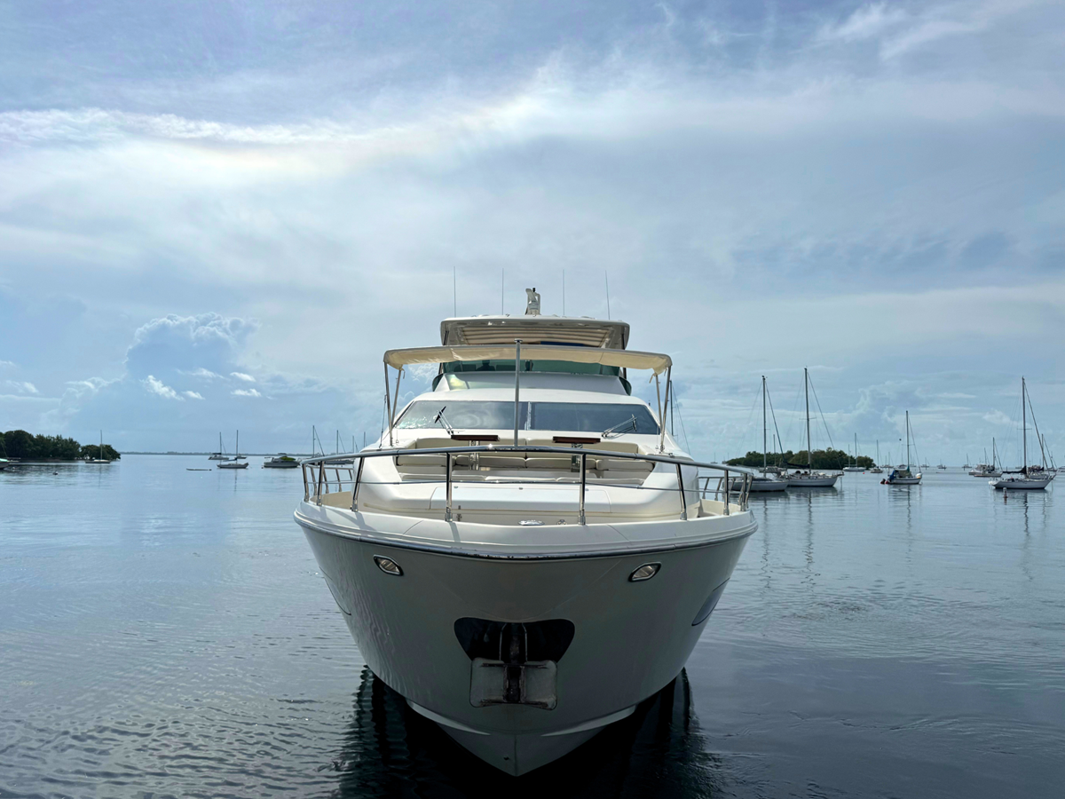 2006 AZIMUT YACHTS 85'