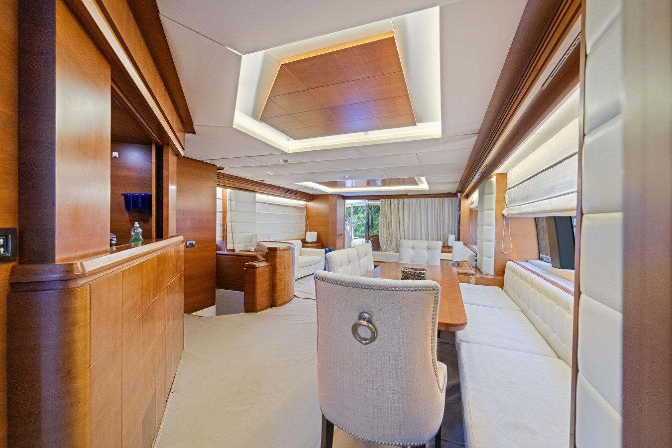 2006 AZIMUT YACHTS 85'