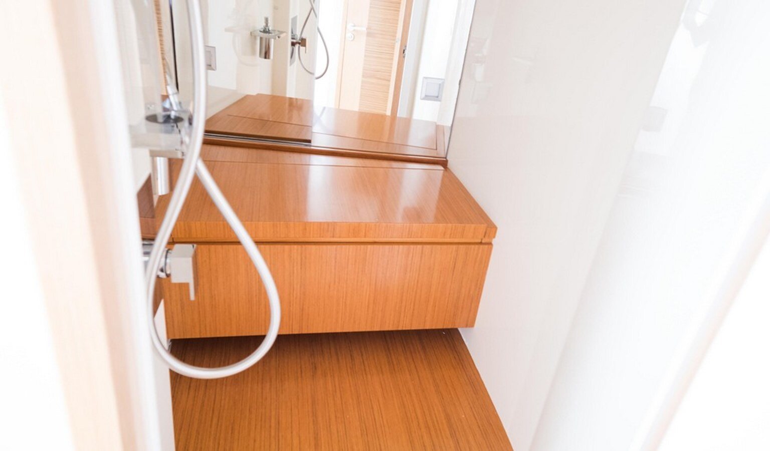 2006-baia-41-3-4a367e