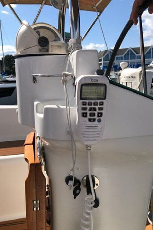 2006-beneteau-39-4-e5a823