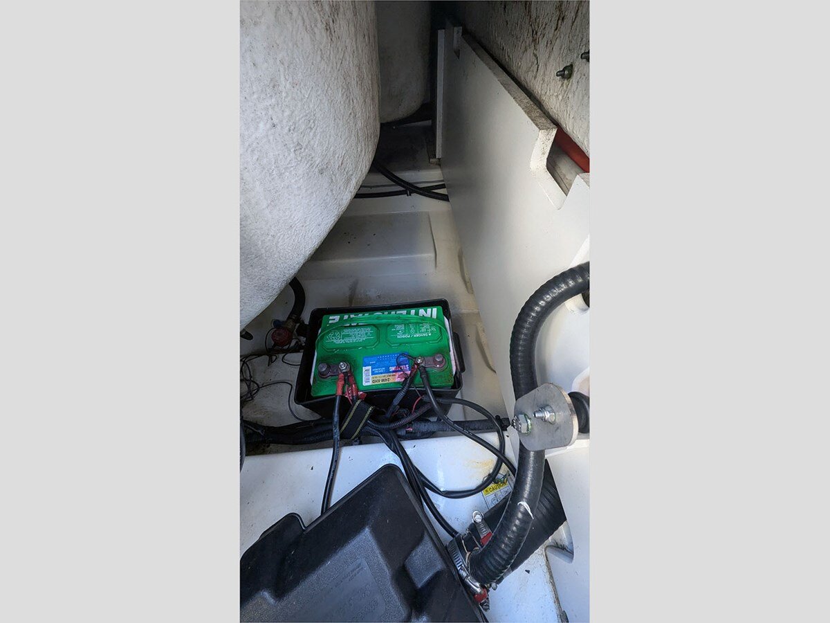 2006-boston-whaler-18-1-6e80d6