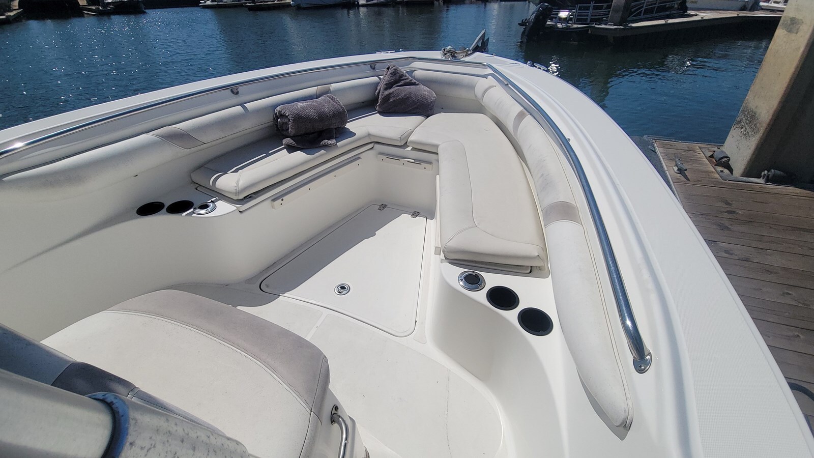 2006-boston-whaler-27-40d7ce