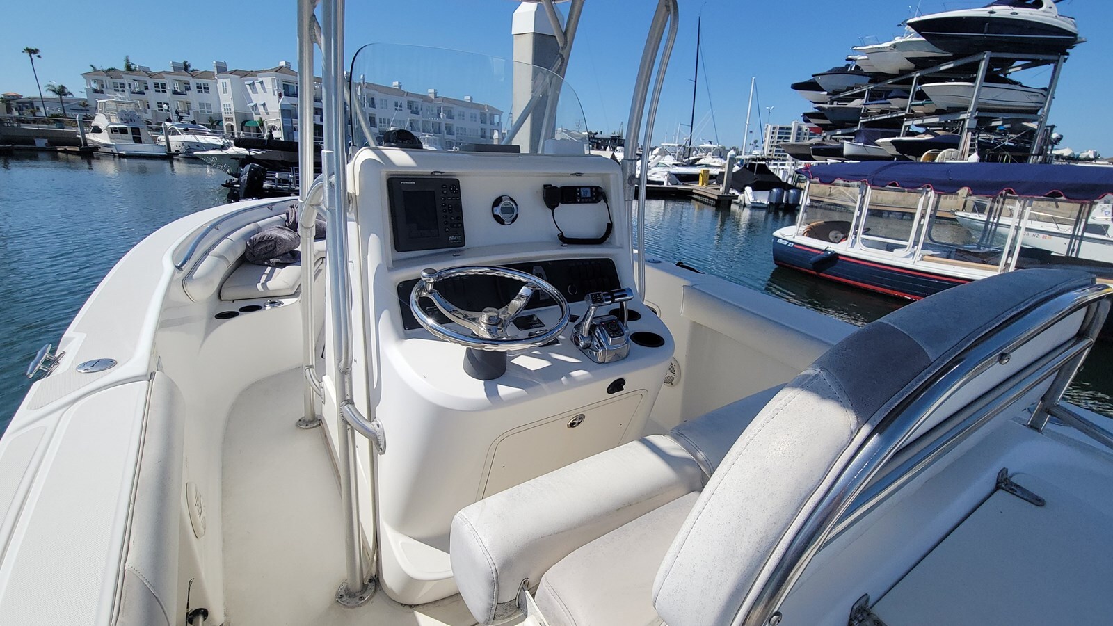 2006-boston-whaler-27-40d7ce