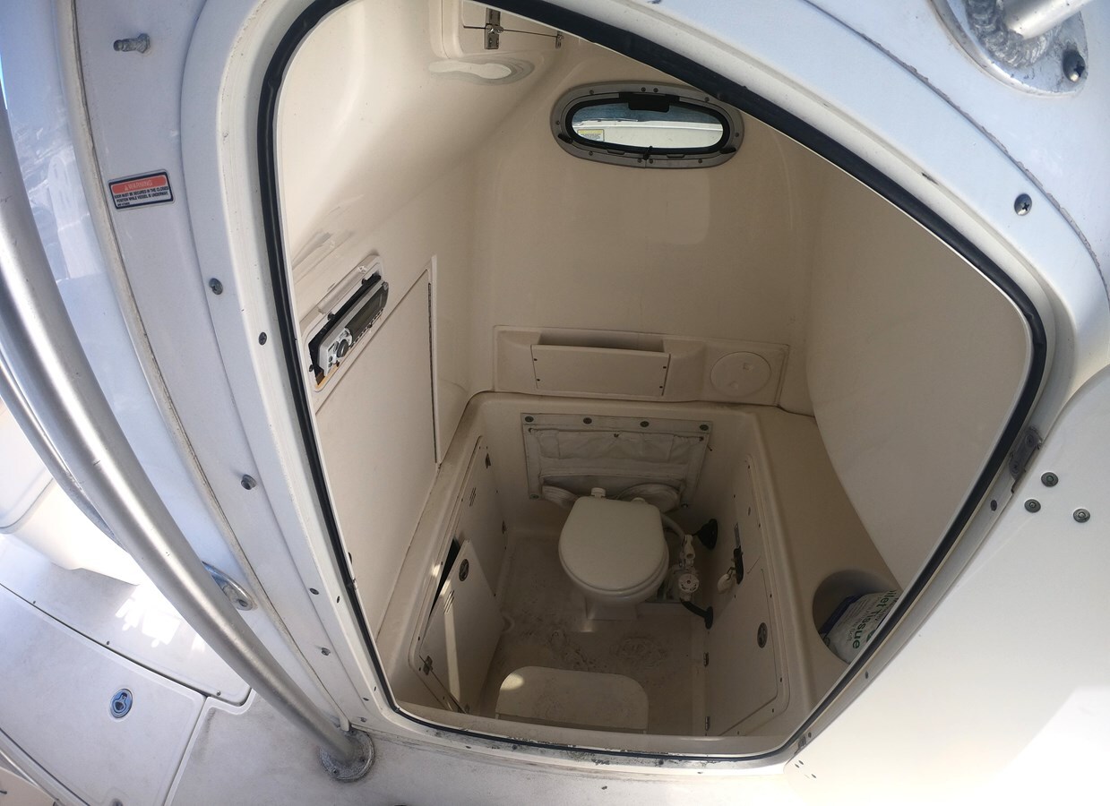 2006-boston-whaler-27-40d7ce