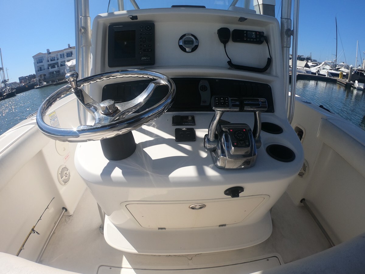 2006-boston-whaler-27-40d7ce