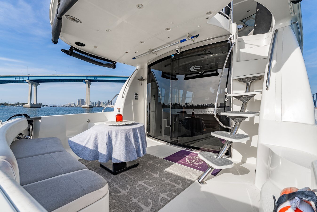 2006-carver-voyager-58-60ebbb