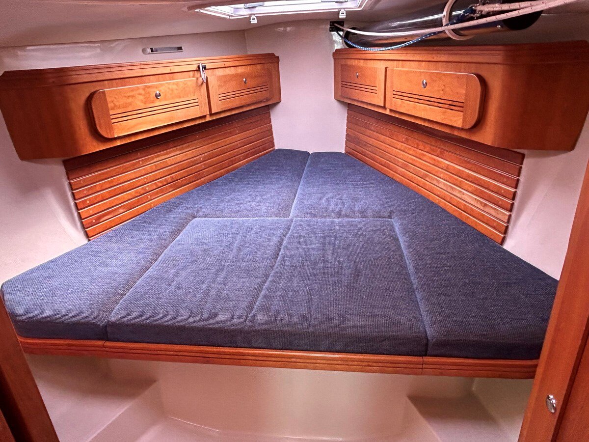 2006-cc-yachts-36-5-b7c8de