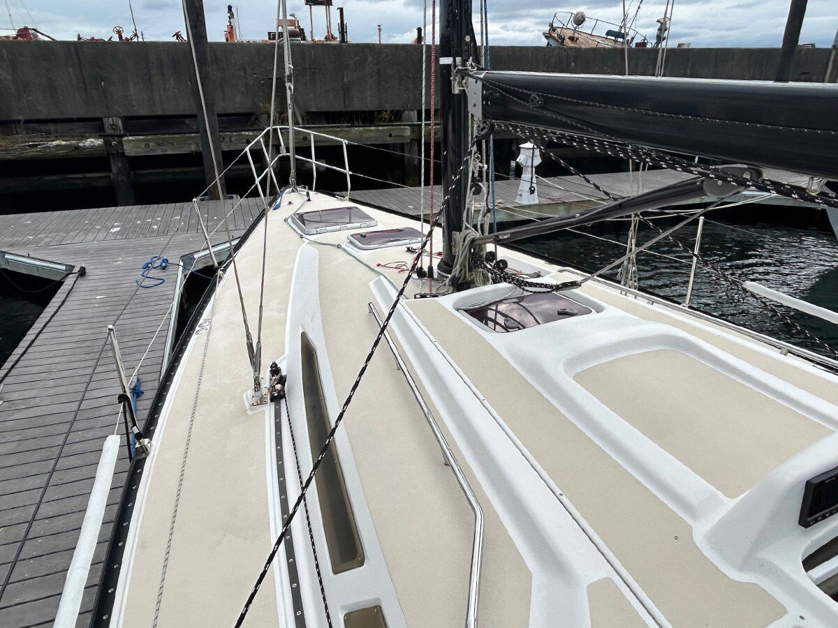 2006-cc-yachts-36-5-b7c8de