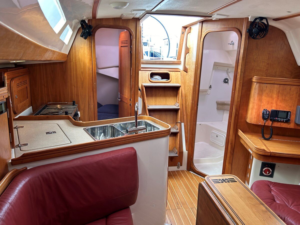 2006-cc-yachts-36-5-b7c8de