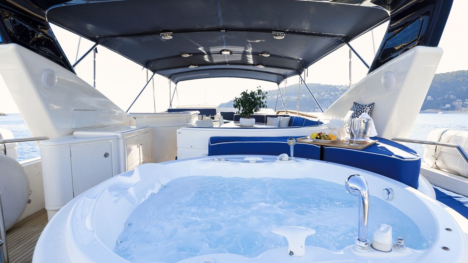 2006-couach-98-6-a98252