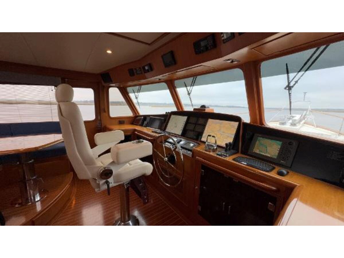 2006-fleming-yachts-71-3-306d0b