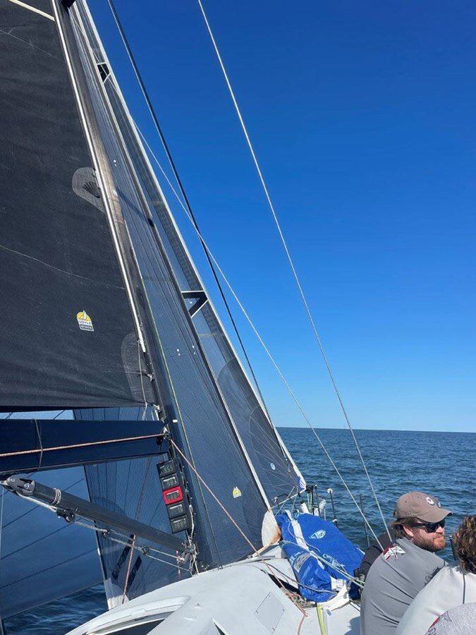 2006-hakes-marine-45-4-e6baae