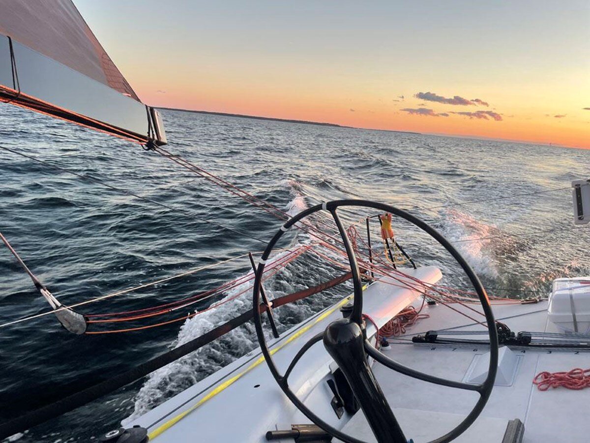 2006-hakes-marine-45-4-e6baae