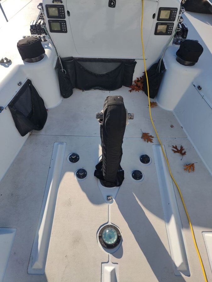 2006-hakes-marine-45-4-e6baae