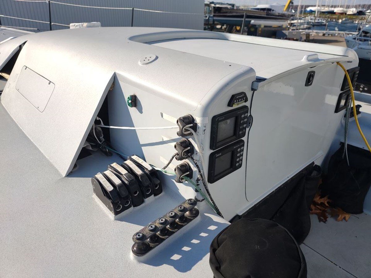 2006-hakes-marine-45-4-e6baae