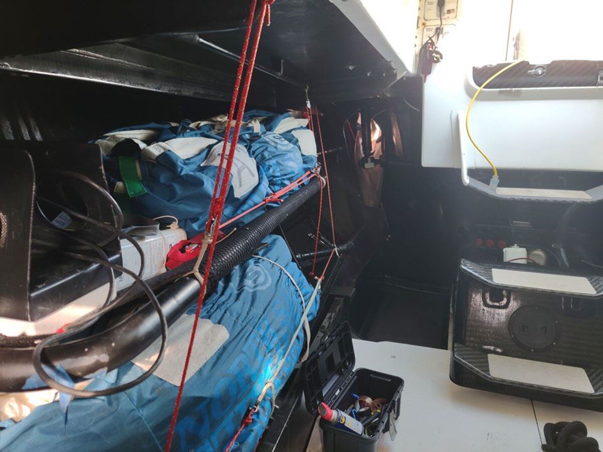 2006-hakes-marine-45-4-e6baae