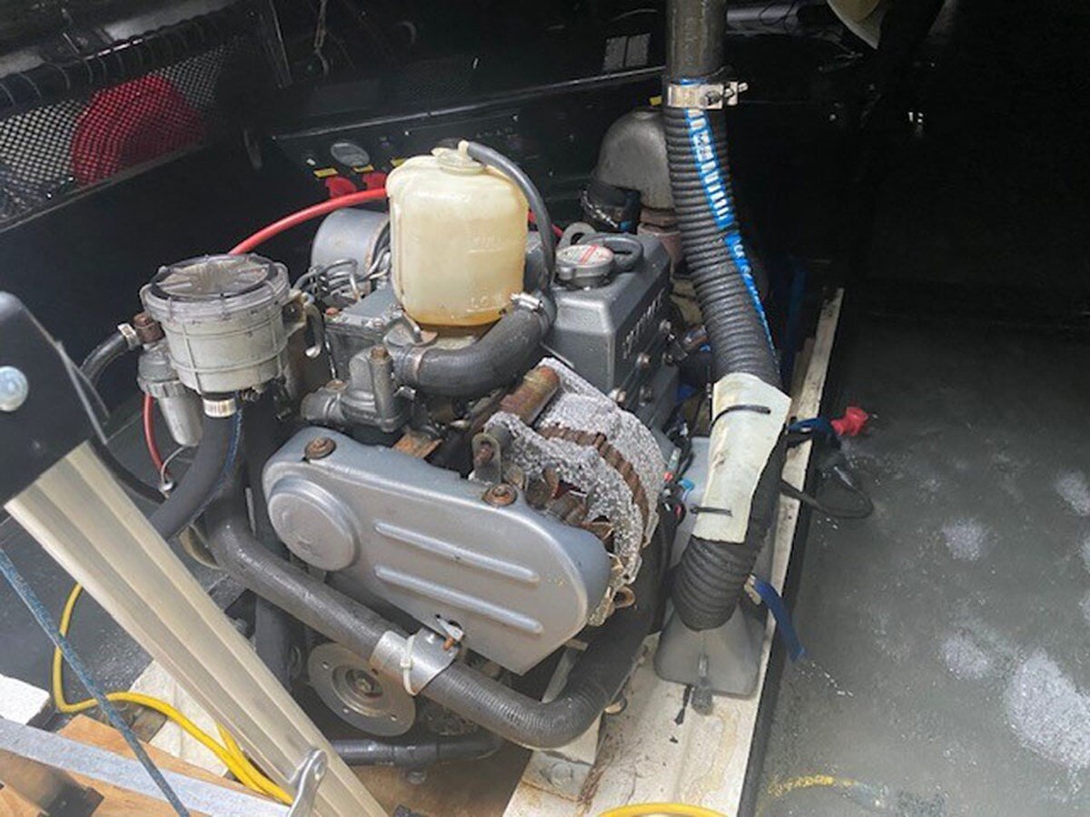 2006-hakes-marine-45-4-e6baae