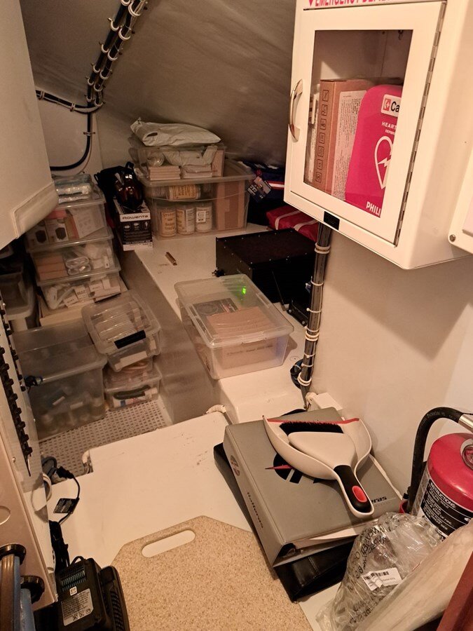 2006-hatteras-68-7-9b75af