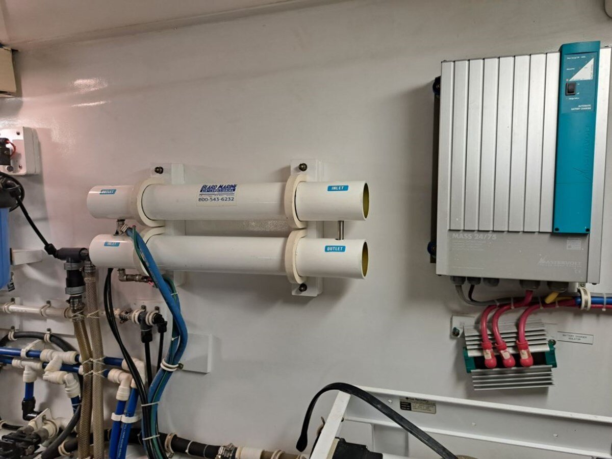 2006-hatteras-68-7-9b75af