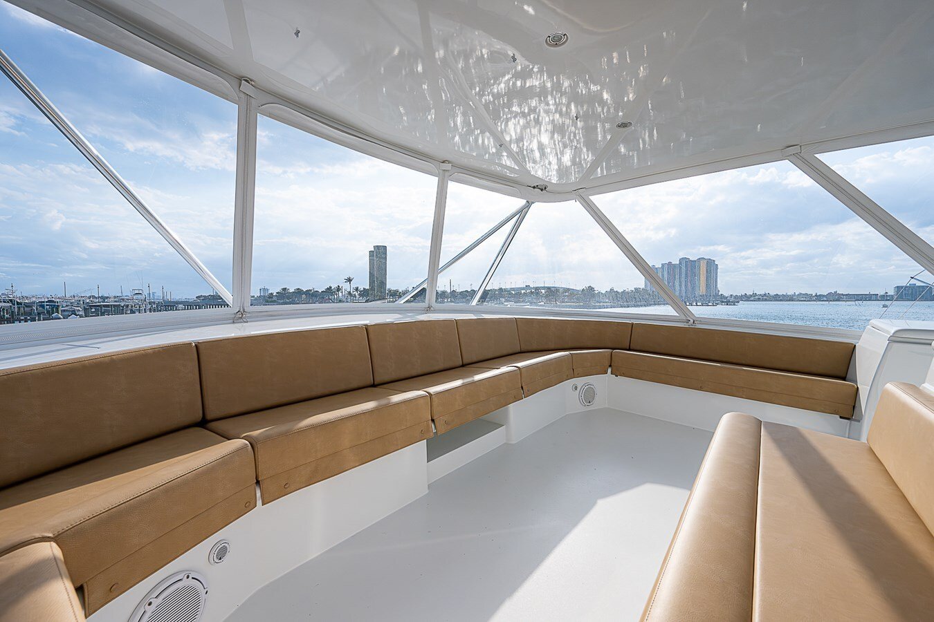 2006-hatteras-68-5bd943