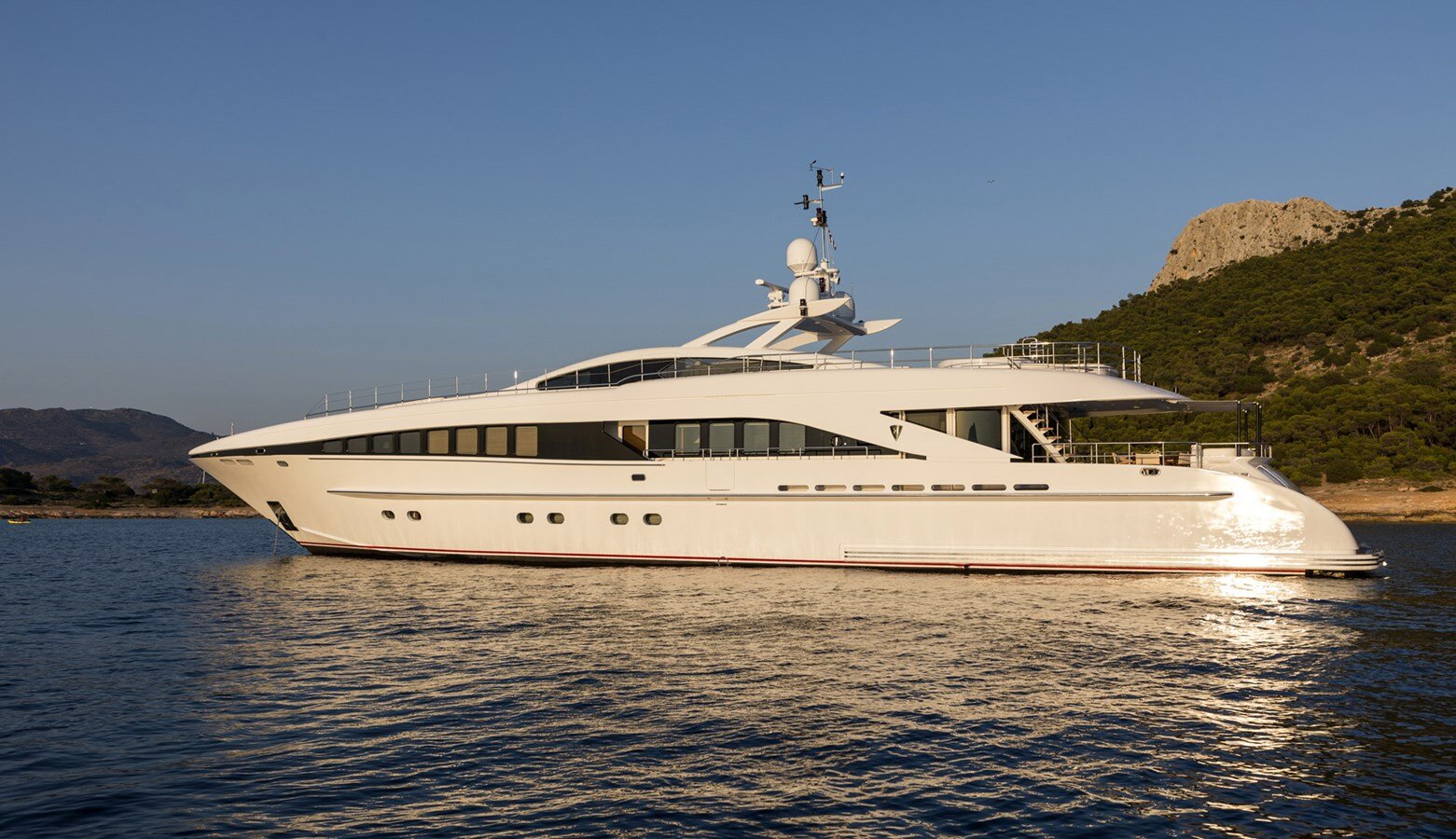 2006 HEESEN YACHTS 122' 5