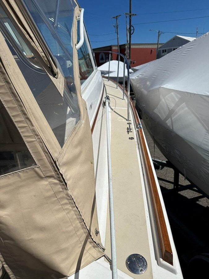 2006-hunt-yachts-29-5-00a2de