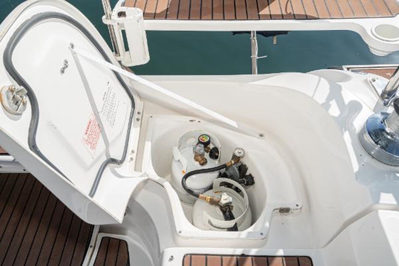 2006-hunter-38-448d08