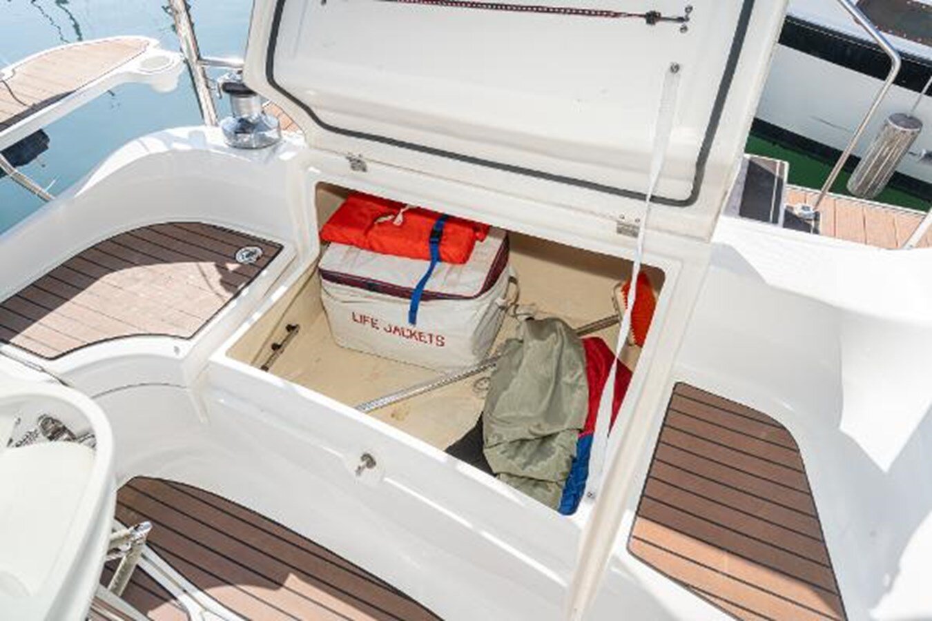 2006-hunter-38-448d08