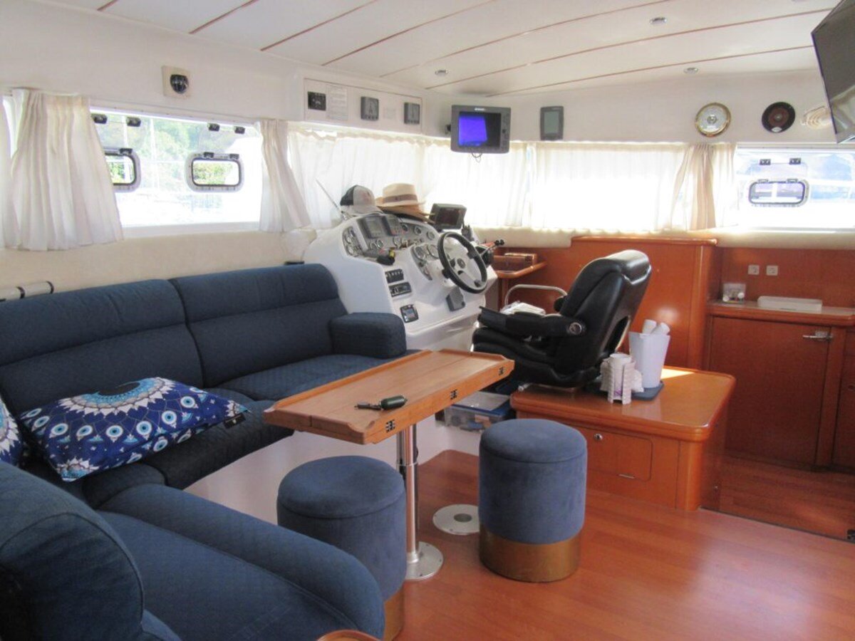 2006-lagoon-42-9-f3745c