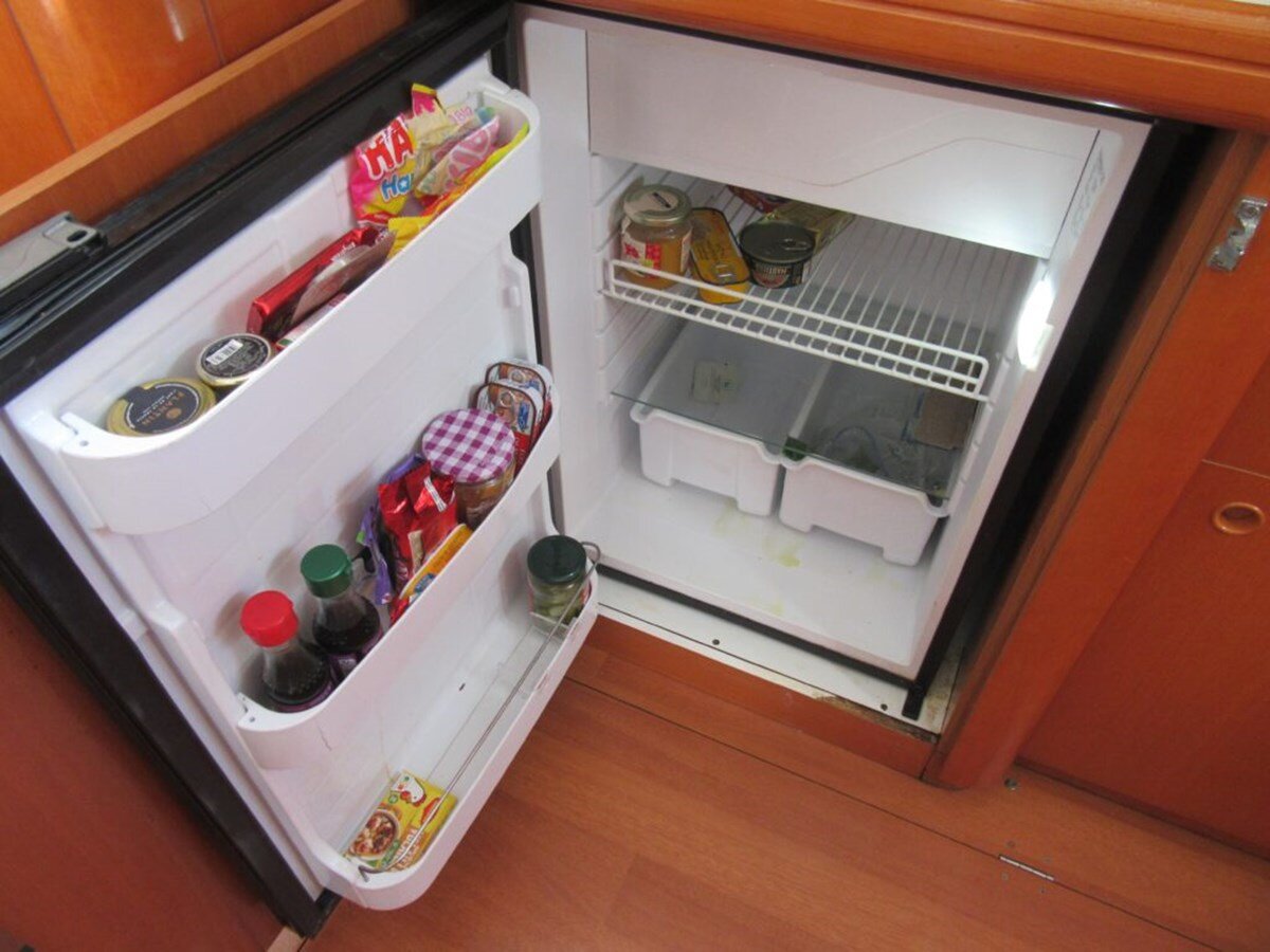 2006-lagoon-42-9-f3745c