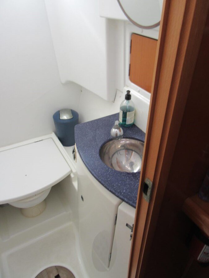 2006-lagoon-42-9-f3745c