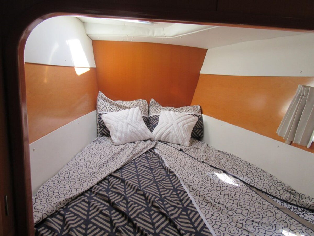 2006-lagoon-42-9-f3745c