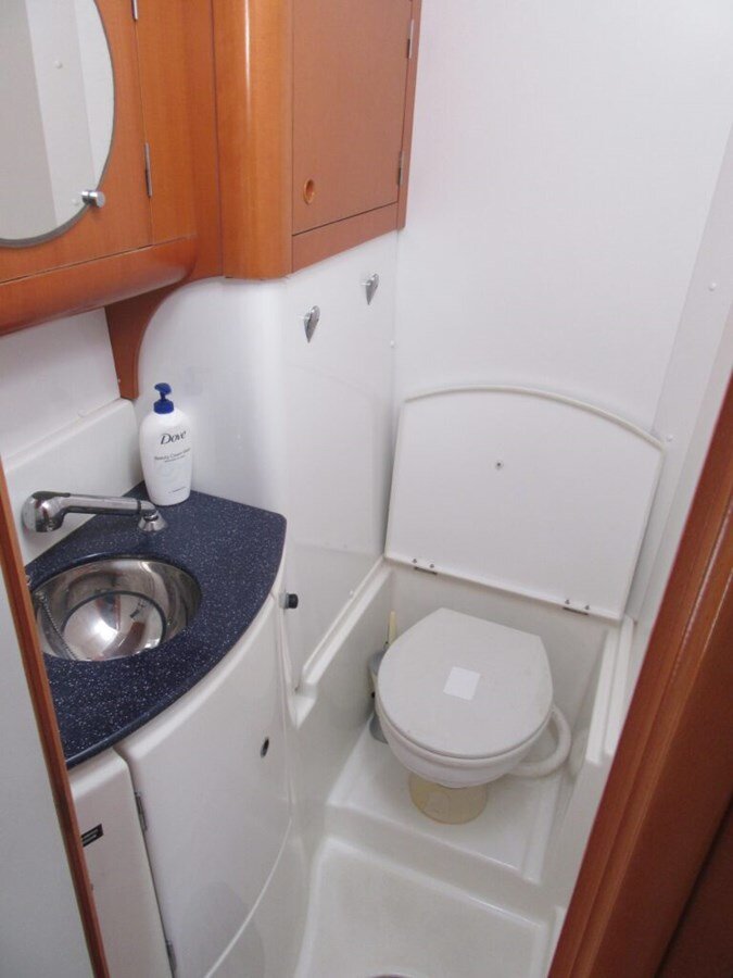 2006-lagoon-42-9-f3745c