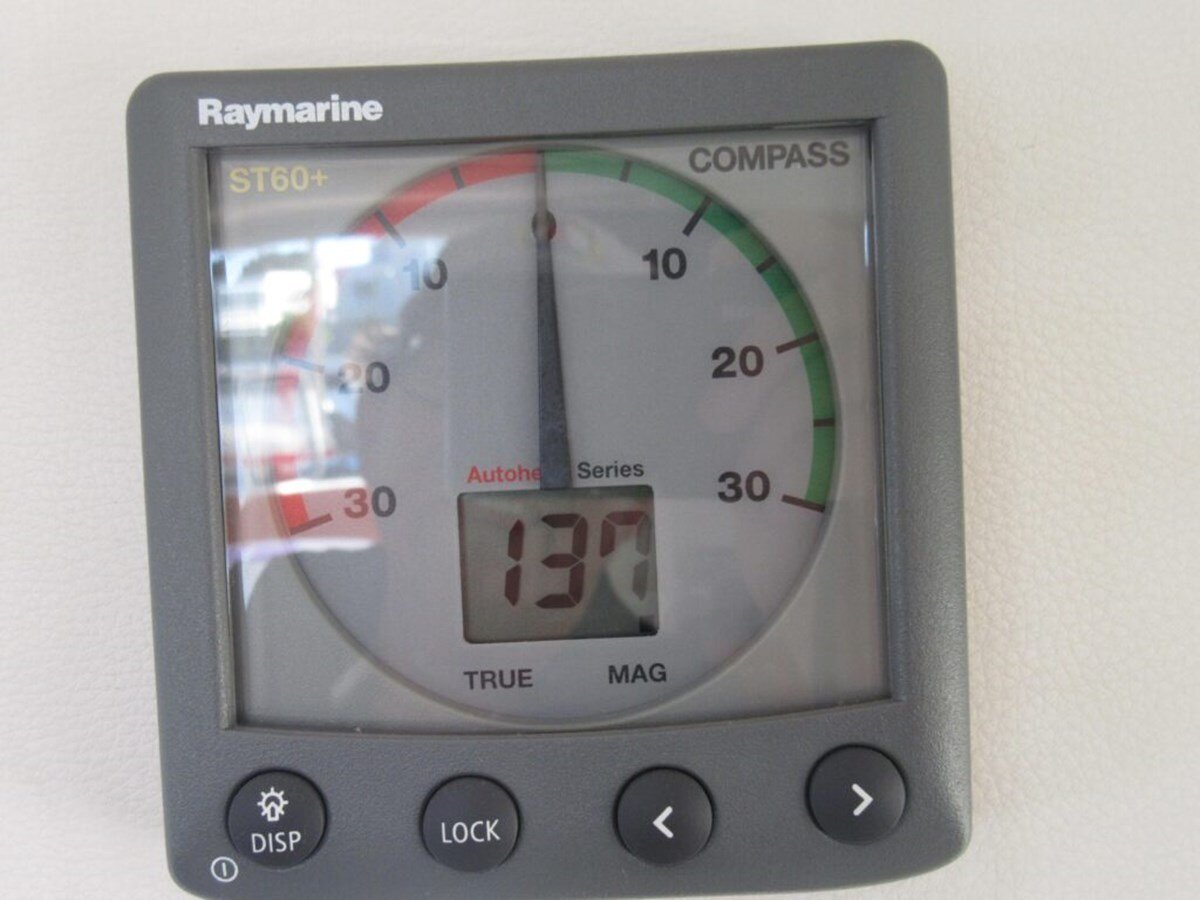 2006-lagoon-42-9-f3745c