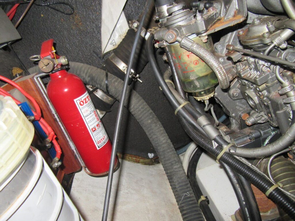 2006-lagoon-42-9-f3745c