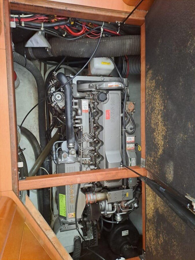 2006-lagoon-42-9-f3745c