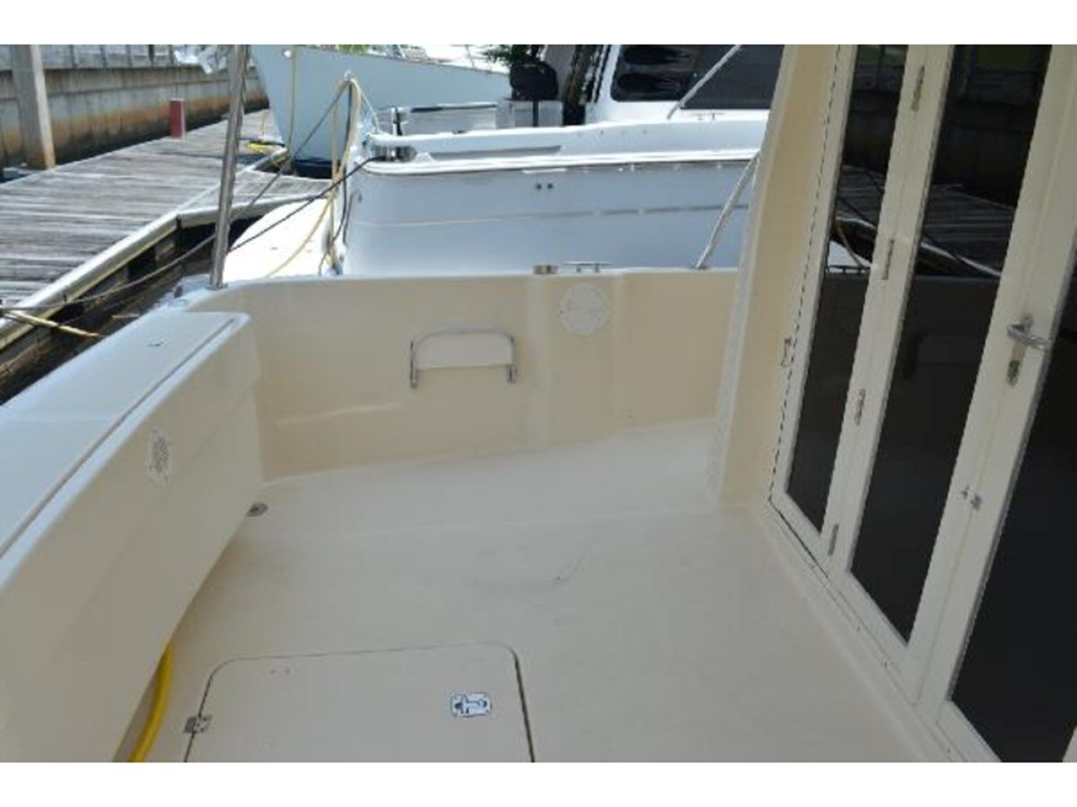 2006-mainship-41-4-395ec3