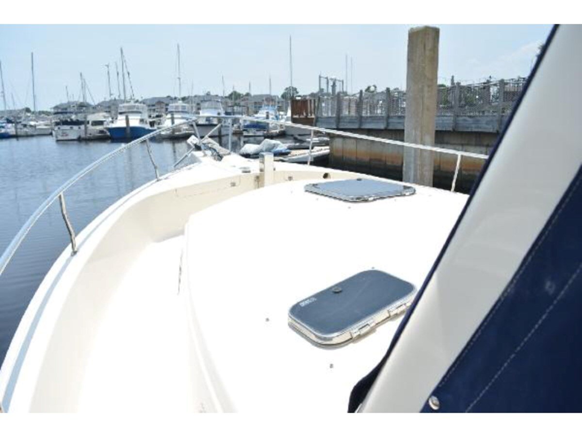 2006-mainship-41-4-395ec3