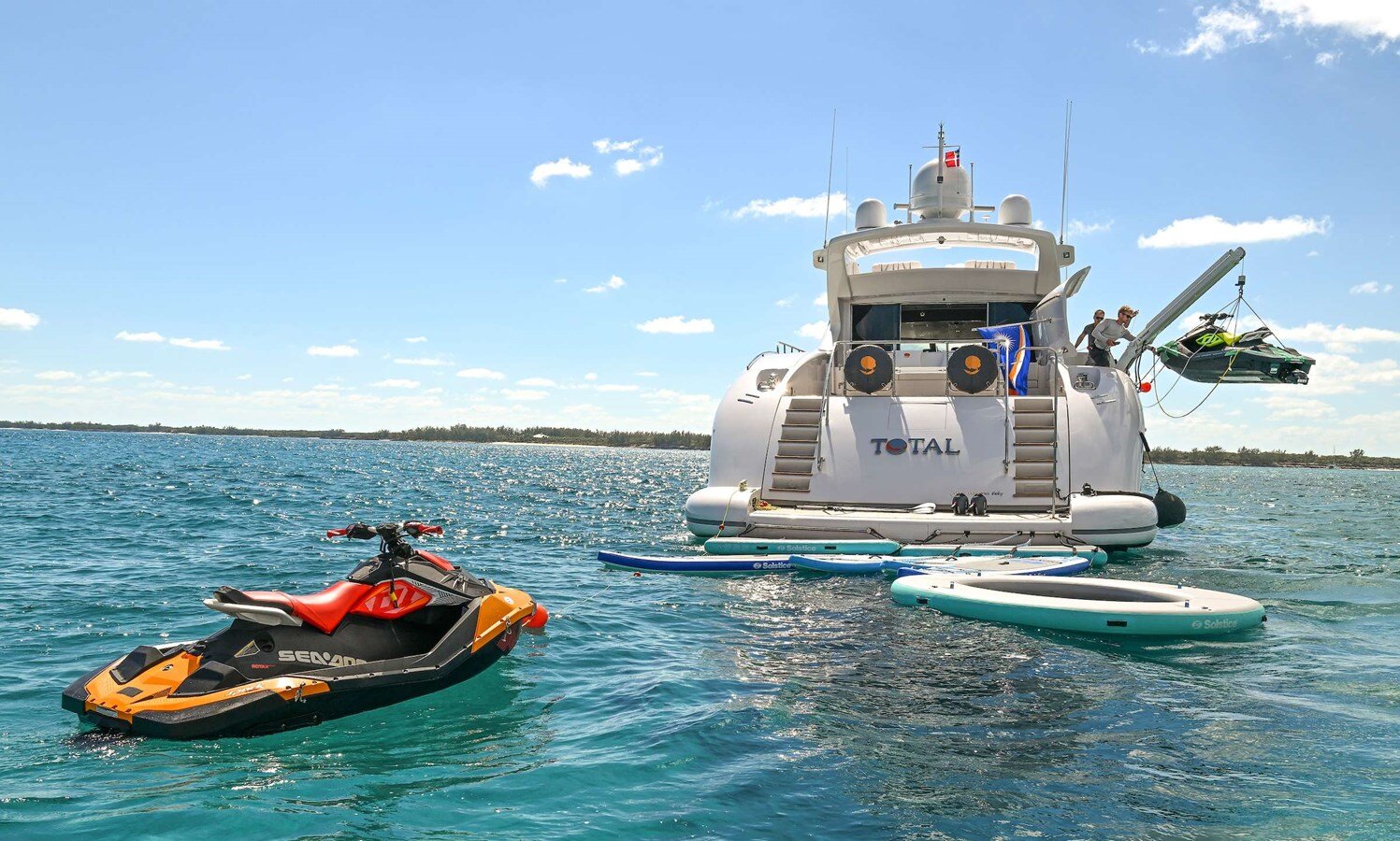 2006 MANGUSTA 108'