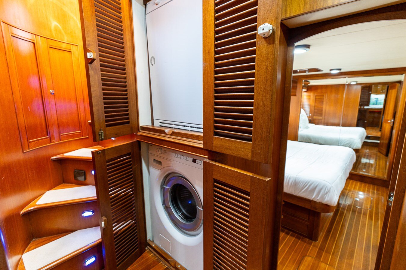 2006-marlow-61-10-bed036